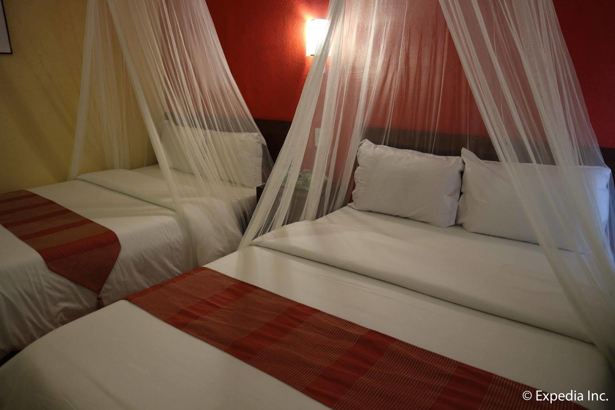 Sun Villa Beachfront Resort & Spa Balabag  Экстерьер фото