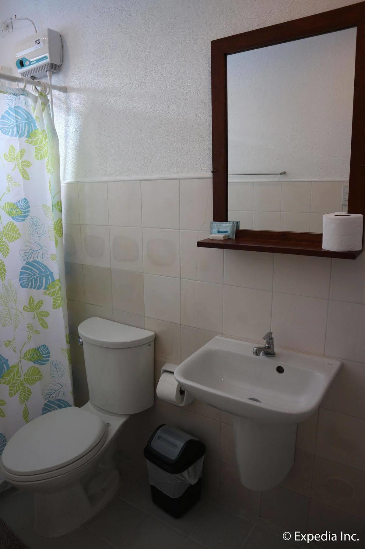 Sun Villa Beachfront Resort & Spa Balabag  Экстерьер фото
